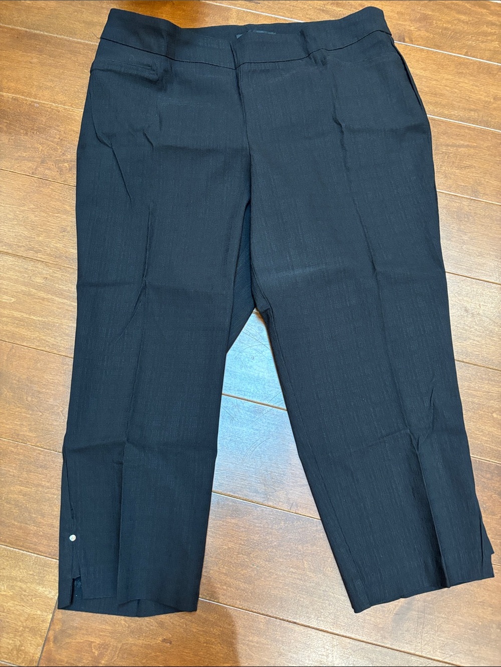 Black Women's Cropped Dress Trousers